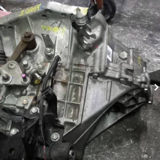 (D7A6FC) Cambio completo Toyota YARIS 1.0 anno 2009 cod. 303000D073