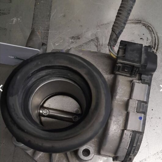 (C633A7) Corpo farfallato Toyota YARIS Bosch cod. 0280750192