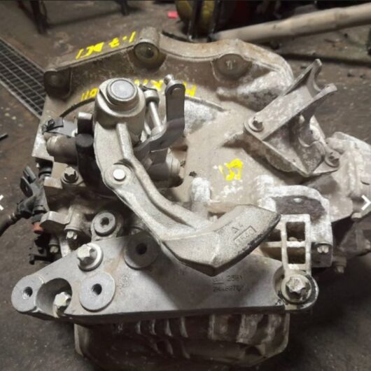 (655CB8) Cambio completo Opel MERIVA 17dci cambio manuale 6m anno 2011