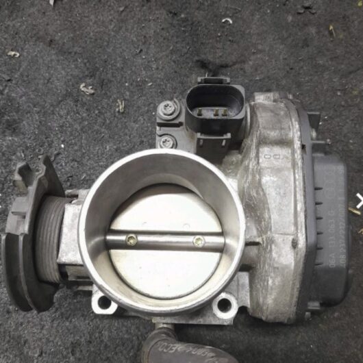 Corpo farfallato Skoda OCTAVIA 1.8tb anno 2000