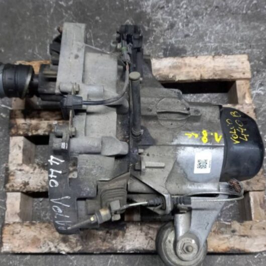 (5A72D8) Cambio completo VOLVO 440 1.8b cambio 5 marce