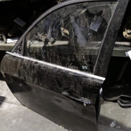 (69B85C) Porta anteriore SX BMW SERIE 3