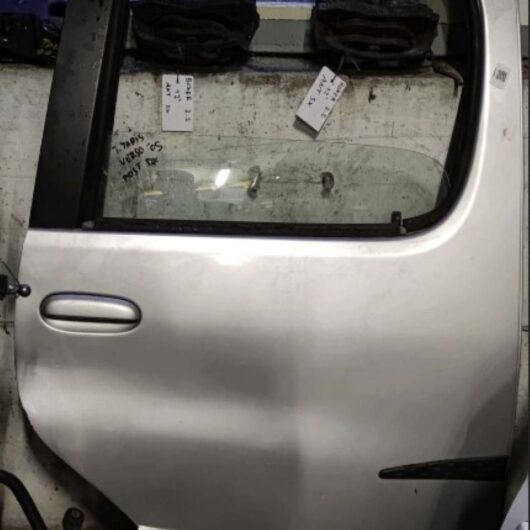 (FD481C) Porta posteriore DX Toyota YARIS VERSO anno 2005