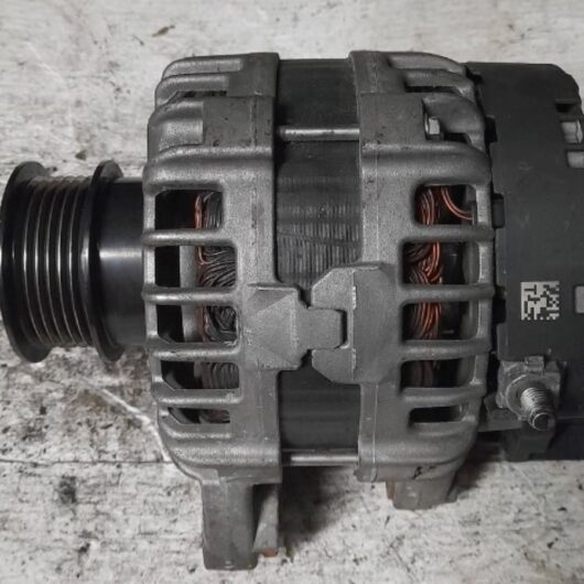 (4EBE71) Alternatore Volvo V40 2.0 td anno 2016 cod. 31419101