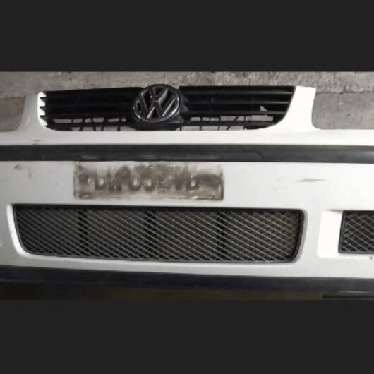 (FC96FB) Paraurti anteriore Volkswagen POLO anno 2000