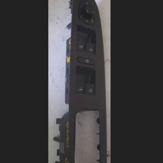 (655CC2) Pulsantiera Alzacristalli Volkswagen GOLF 5 cod. 1K4959857CREH