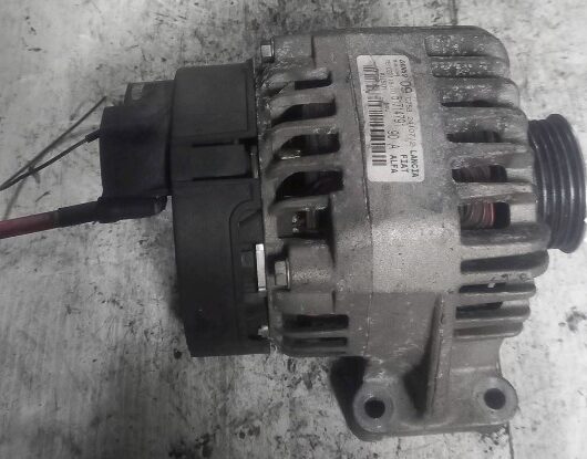 (8E615B) Alternatore Fiat BRAVO 1.4 anno 2007 cod. 52003532