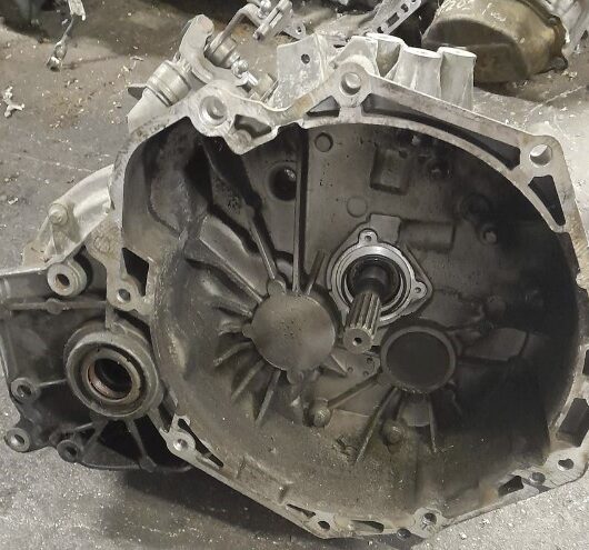 (54BDA4) Cambio manuale Opel ASTRA 1.7 5 marce anno 2007 cod. 55351518