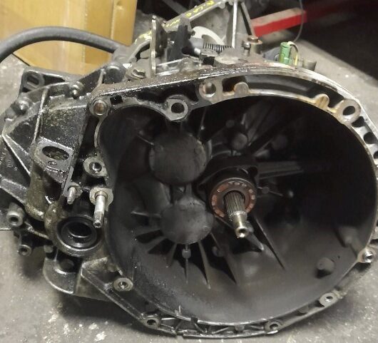 (F3A781) Cambio Renault LAGUNA 2^ Serie 1.9 6 marce cod. 7701478251