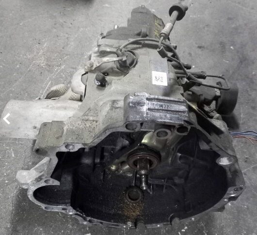 (433B35) Cambio AUDI A4 1.8 anno 2000 cod. 012300060JX