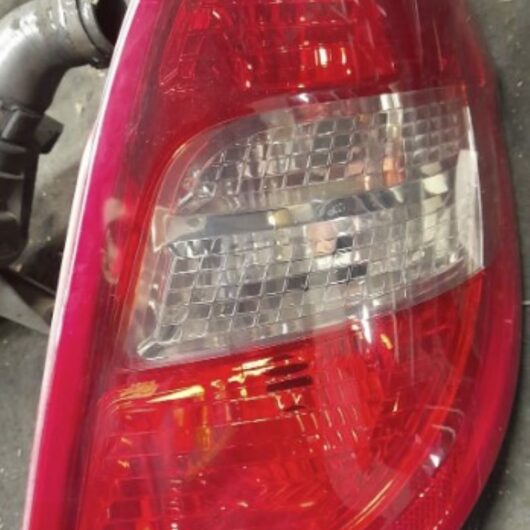 (105B42) Fanale posteriore Mecedes CLASSE A anno 2010 cod. A1698202864