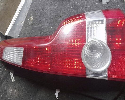 (D06899) Fanale posteriore Dx Volvo V50 anno 2006 cod. 30678751