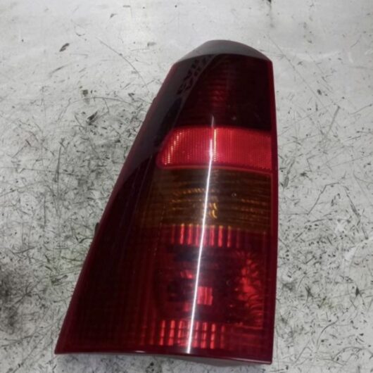 (5B3A88) Fanale posteriore Sx Ford FOCUS SW anno 2002 cod. 1233323