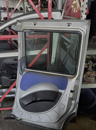(534689) Porta laterale dx Fiat DOBLO' colore argento anno 2004 Cod. 51847628 - immagine 2