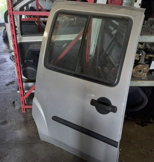 (534689) Porta laterale dx Fiat DOBLO' colore argento anno 2004 Cod. 51847628