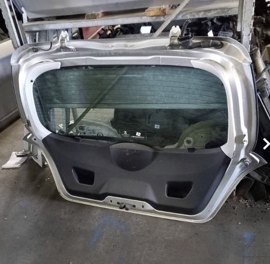 (5B3A7E) Portellone Posteriore Peugeot 207 3 porte colore argento anno 2006 Cod. 8701CS - immagine 2