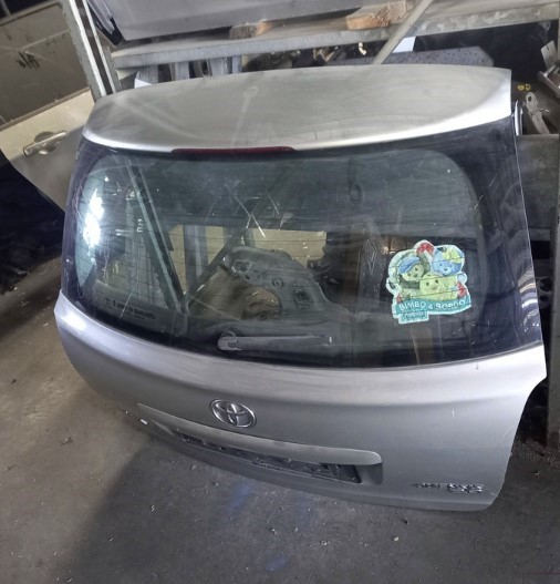 (5346C3) Portellone Posteriore Toyota AVENSIS colore argento anno 2004 Cod. 6700505091